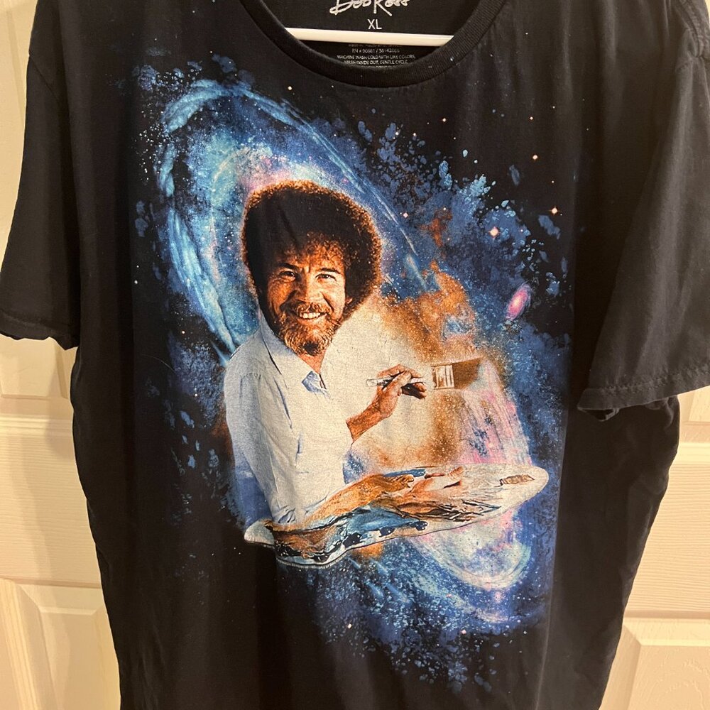 Bob Ross “Galaxy Painter” Graphic Tee – Size XL 🎨✨